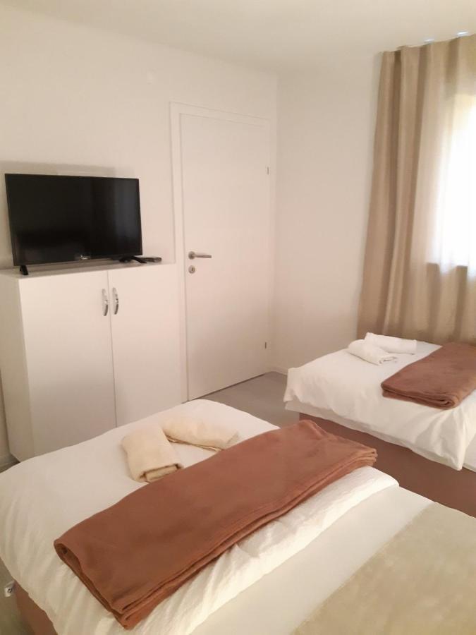 דירות Apartman-Stan Na Dan -Stolac מראה חיצוני תמונה