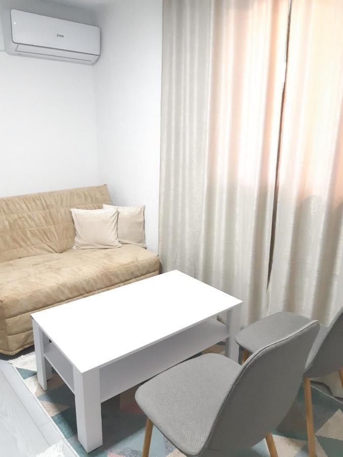 דירות Apartman-Stan Na Dan -Stolac מראה חיצוני תמונה